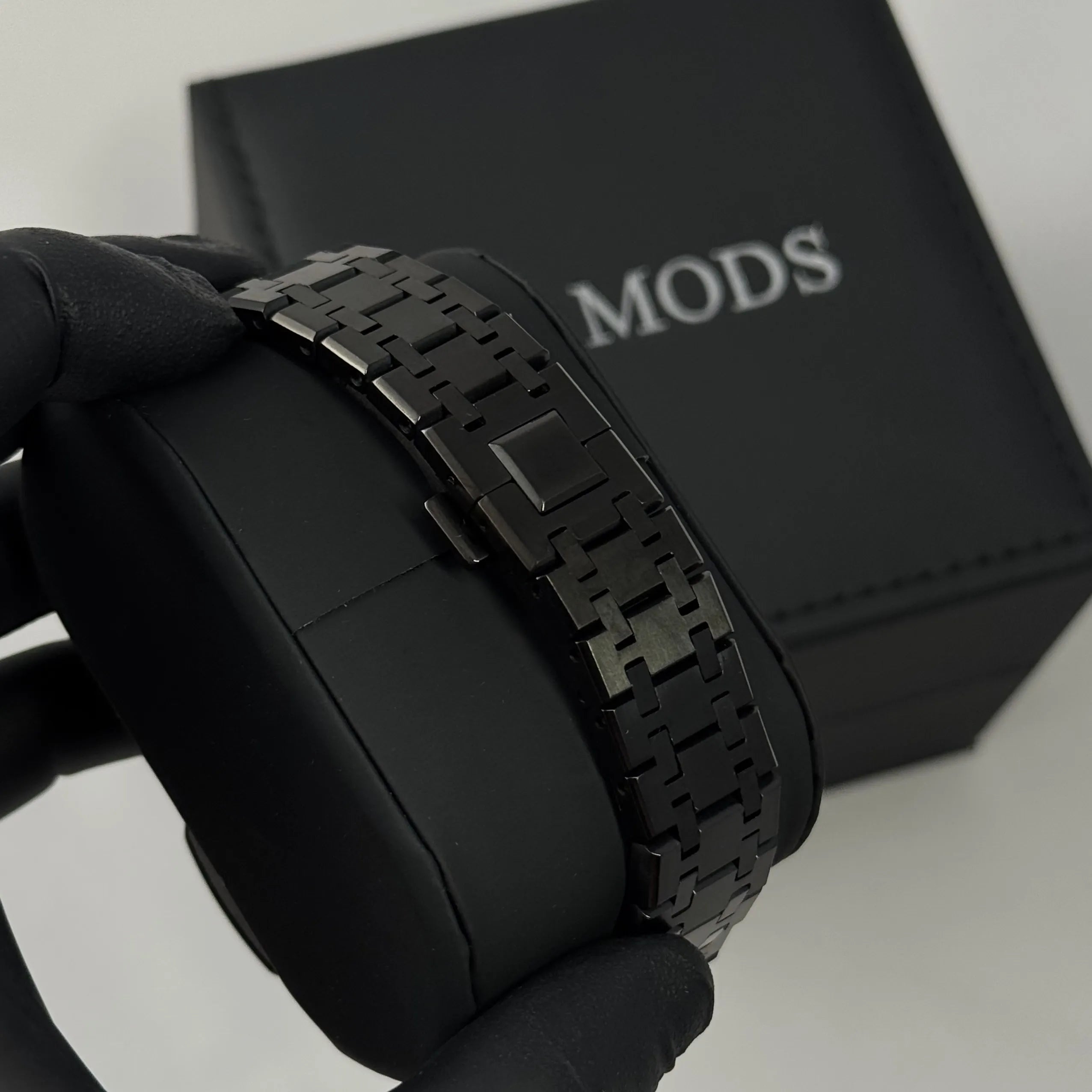 Bracelet Royal Oak Noir en acier inoxydable avec fermoir déployant