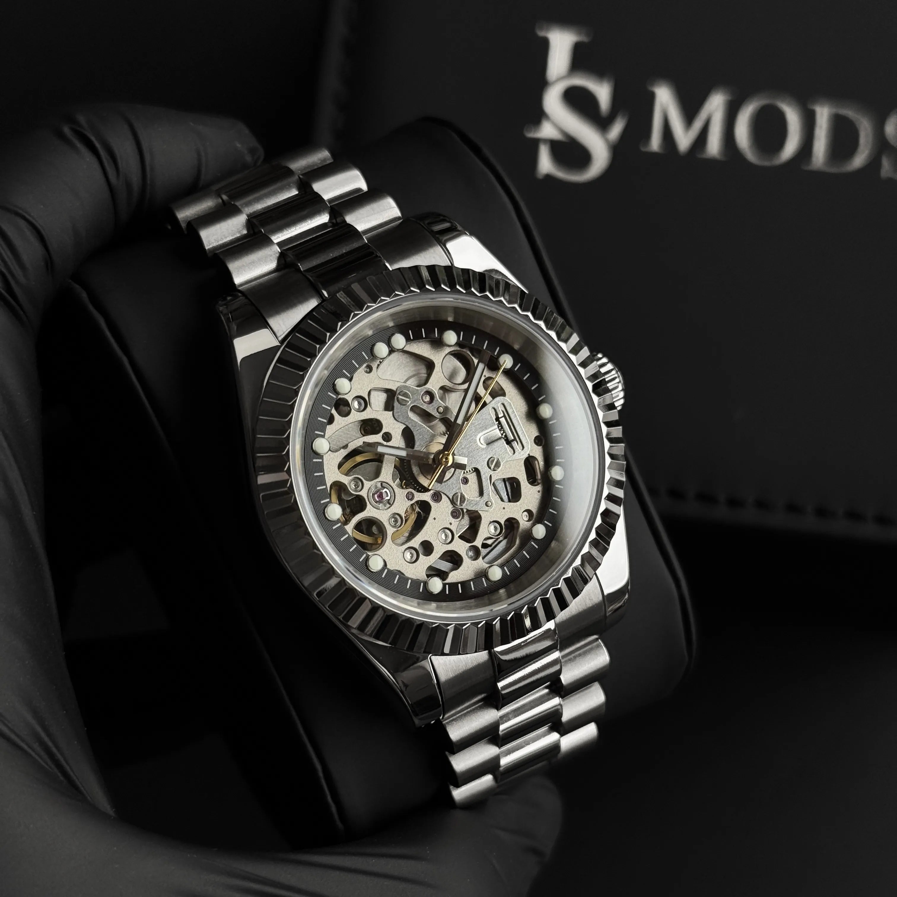 Custom SeikoMod Datejust Skeleton Dial and Seiko NH70 Automatic Movement with the configurator