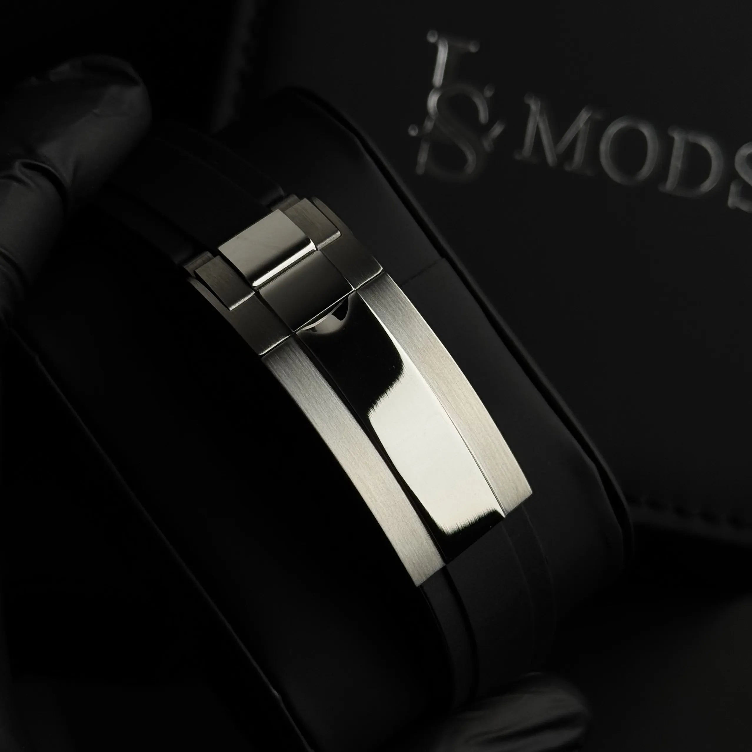 Seiko Mod Daytona Oysterflex détail bracelet caoutchouc Oysterflex et boucle déployante