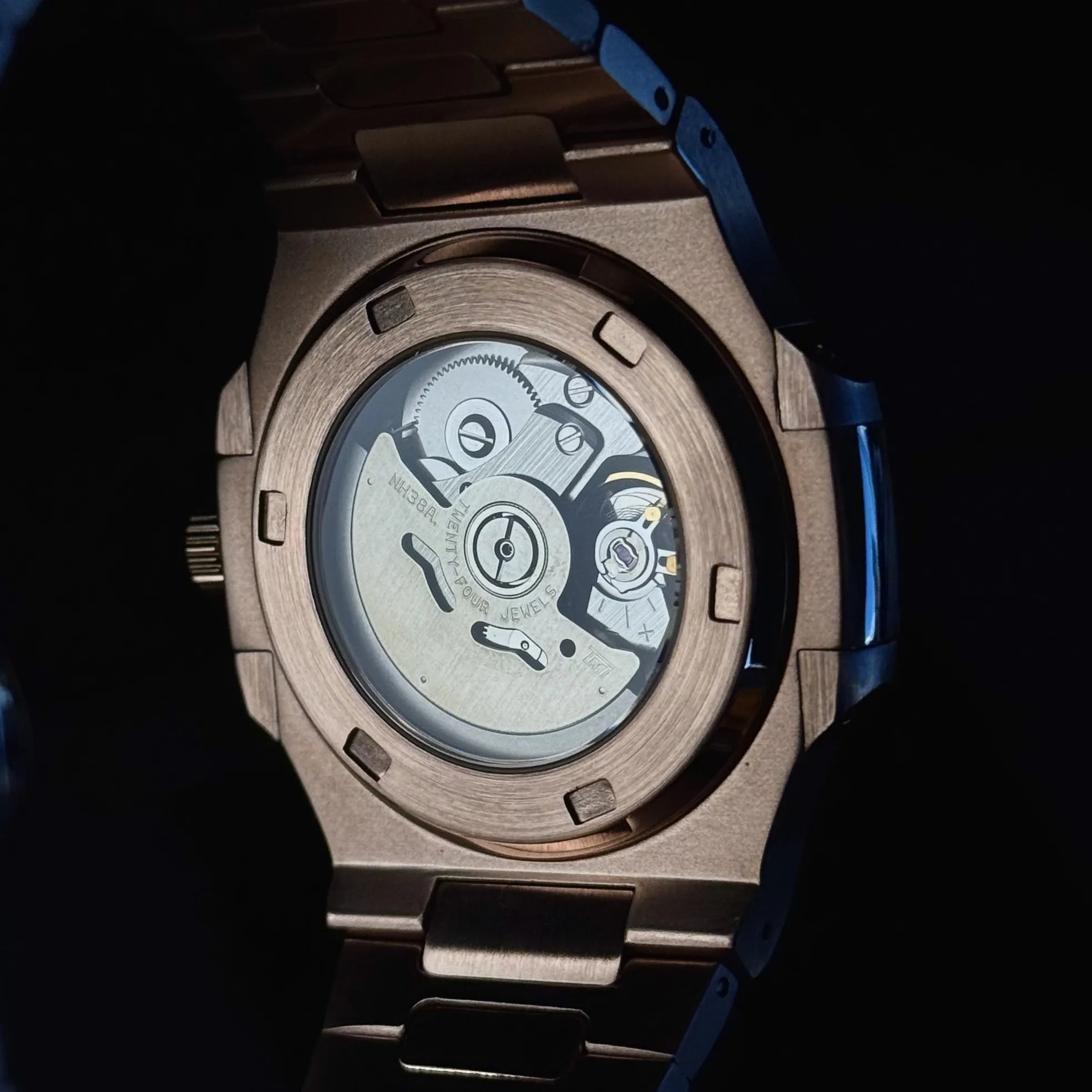 Mouvement automatique Seiko NH38 de la montre nautilus or rose